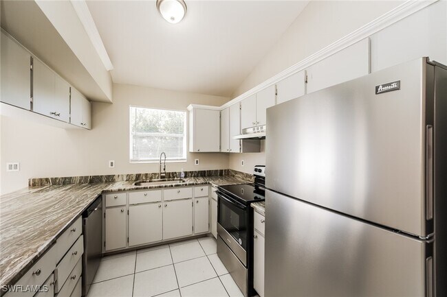 property at 3615 Caloosa Pkwy