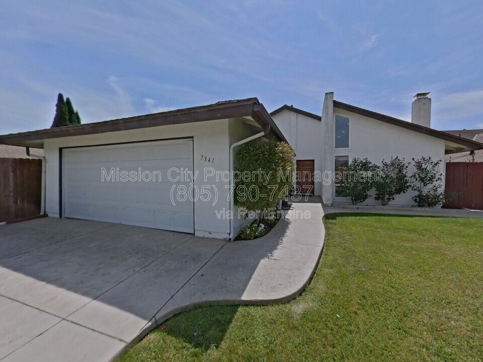 7341 Elmhurst Pl in Goleta, CA - Building Photo