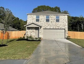 12035 Noble Wood Vlg Dr in Magnolia, TX - Building Photo