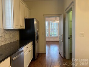 711 E 9th St in Charlotte, NC - Building Photo - Building Photo