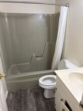 16990 Lake Charles Hwy in Leesville, LA - Building Photo - Building Photo