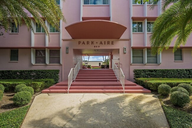 property at 640 N Park Ave
