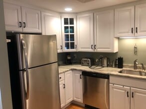 54 Green St, Unit 401 in Leominster, MA - Building Photo - Building Photo