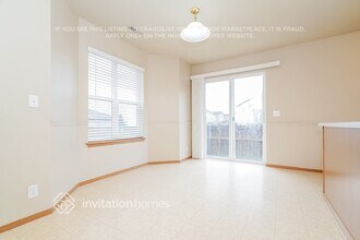 19516 105th Ave Ct E in Graham, WA - Foto de edificio - Building Photo