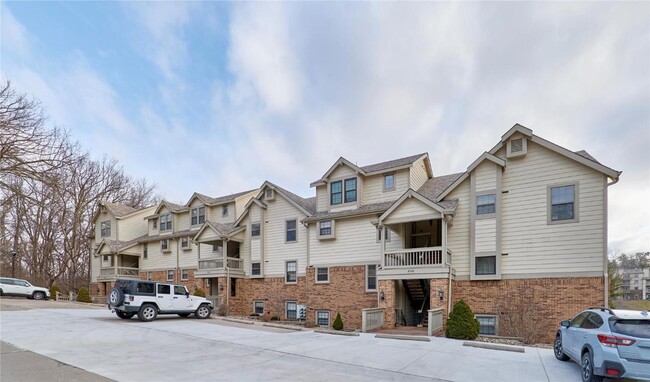 property at 2304 Yellowstone Park Ct