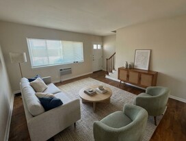 320 Sheffield Ave in Flint, MI - Building Photo