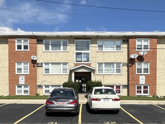property at 9610 Ivanhoe Ave