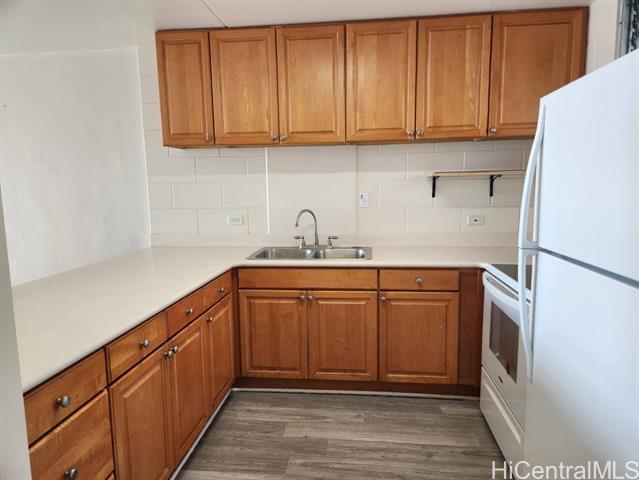 1320 Alexander St in Honolulu, HI - Building Photo - Building Photo