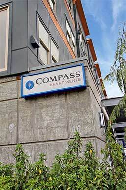 Compass Apartments in Edmonds, WA - Foto de edificio