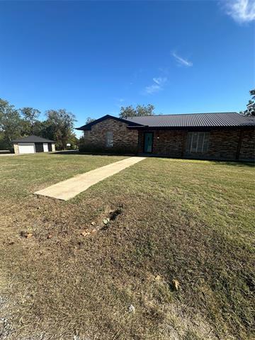 102 Holly Ln in Red Oak, TX - Building Photo - Building Photo