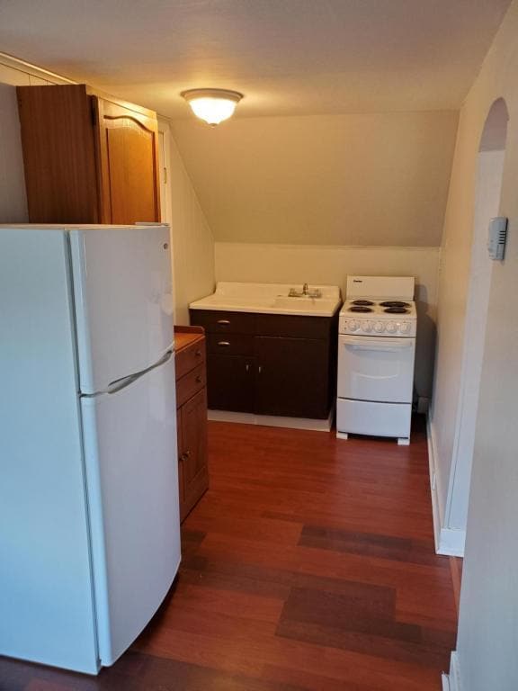 48 Rumbold Ave in North Tonawanda, NY - Building Photo - Building Photo