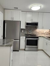 1919 Discovery Cir E in Deerfield Beach, FL - Building Photo - Building Photo