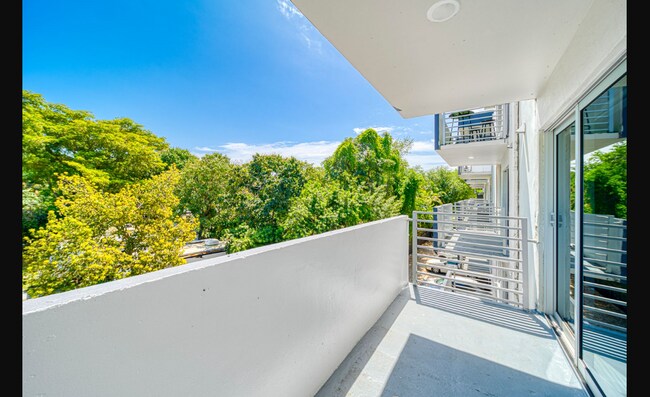 12955 NE 6th Ave in North Miami, FL - Building Photo - Building Photo