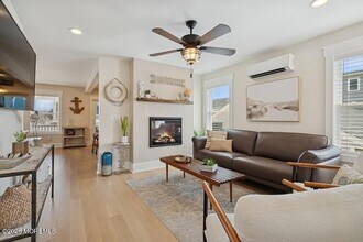 124 2nd Ave in Manasquan, NJ - Building Photo - Building Photo