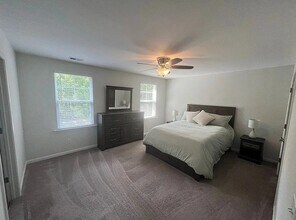 174 Calm Oaks Cir in Savannah, GA - Building Photo - Building Photo