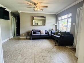 2710 W Grace St in Tampa, FL - Building Photo - Building Photo