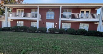 3109 W 2nd Ct, Unit 3109 W 2nd Court Apt. B in Russellville, AR - Building Photo