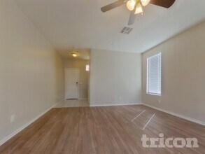 2640 S 89th Ave in Tolleson, AZ - Building Photo - Building Photo