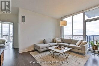 88 Sheppard Ave E in Toronto, ON - Building Photo - Building Photo