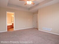 407 Golden Eagle Dr photo'