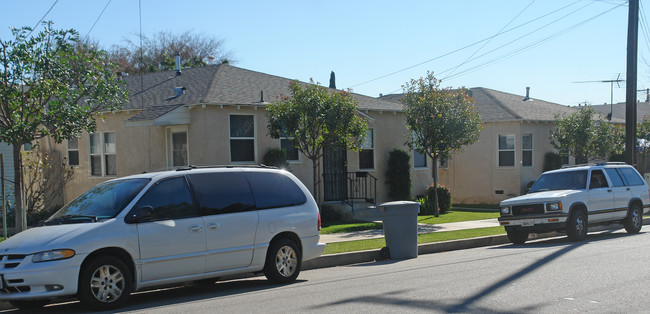 108-120 N 1st Ave in Covina, CA - Building Photo - Building Photo