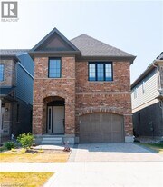 59 Pondcliffe Dr in Kitchener, ON - Building Photo