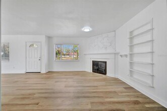 6348 7th Ave N in St. Petersburg, FL - Building Photo - Building Photo