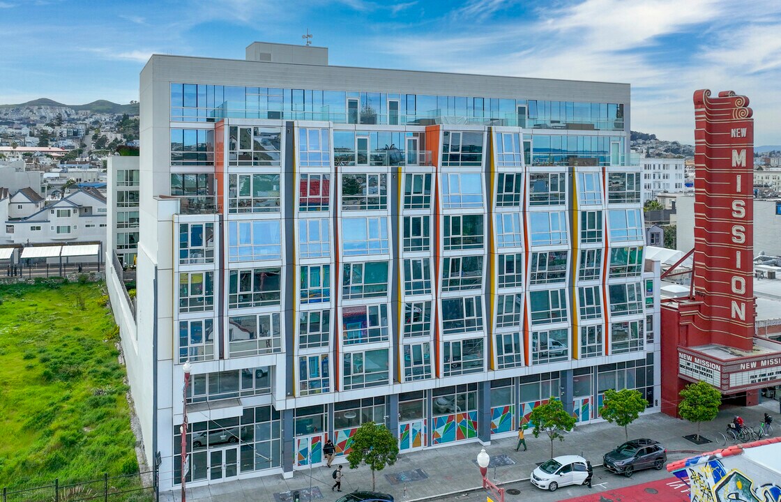 Vida in San Francisco, CA - Building Photo