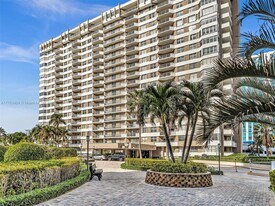 1965 S Ocean Dr in Hallandale Beach, FL - Building Photo