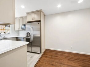 1023 Hayworth Ave in West Hollywood, CA - Foto de edificio - Building Photo