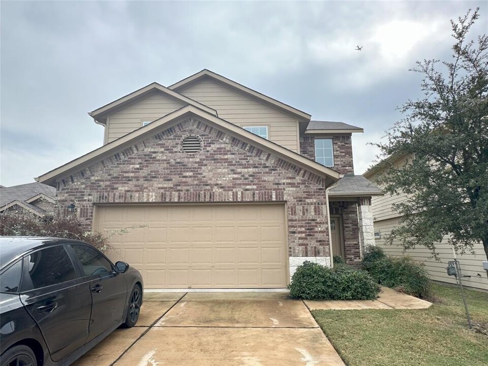 2015 Langdale Ln in Austin, TX - Building Photo