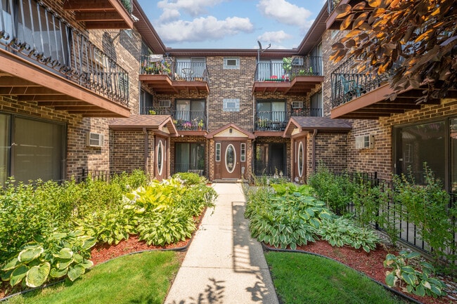 property at 3605 N Narragansett Ave