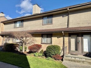 2289 Bedford St in Stamford, CT - Building Photo - Building Photo