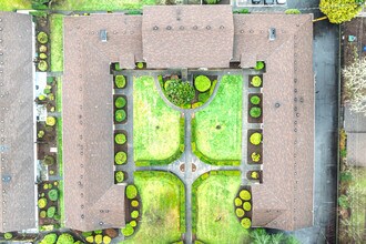 Stanley Estates Apartments in Lakewood, WA - Building Photo - Building Photo