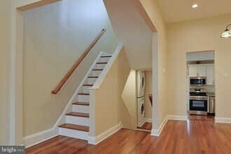 1404 S 2nd St in Philadelphia, PA - Building Photo - Building Photo