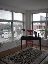 601 Albany St, Unit 607 in Boston, MA - Building Photo - Building Photo