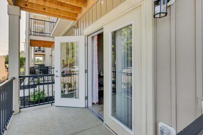 East Meadows in Columbus, OH - Building Photo - Building Photo