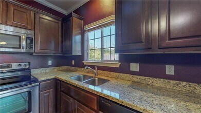 2487 Horse Shoe Dr in College Station, TX - Building Photo - Building Photo