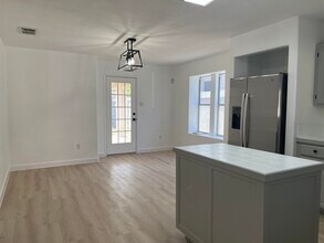 2119 Dorado Dr in Laredo, TX - Building Photo - Building Photo
