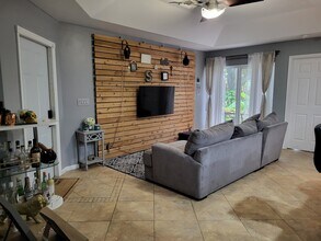 7170 Sienna Ridge Dr in Lauderhill, FL - Building Photo - Building Photo