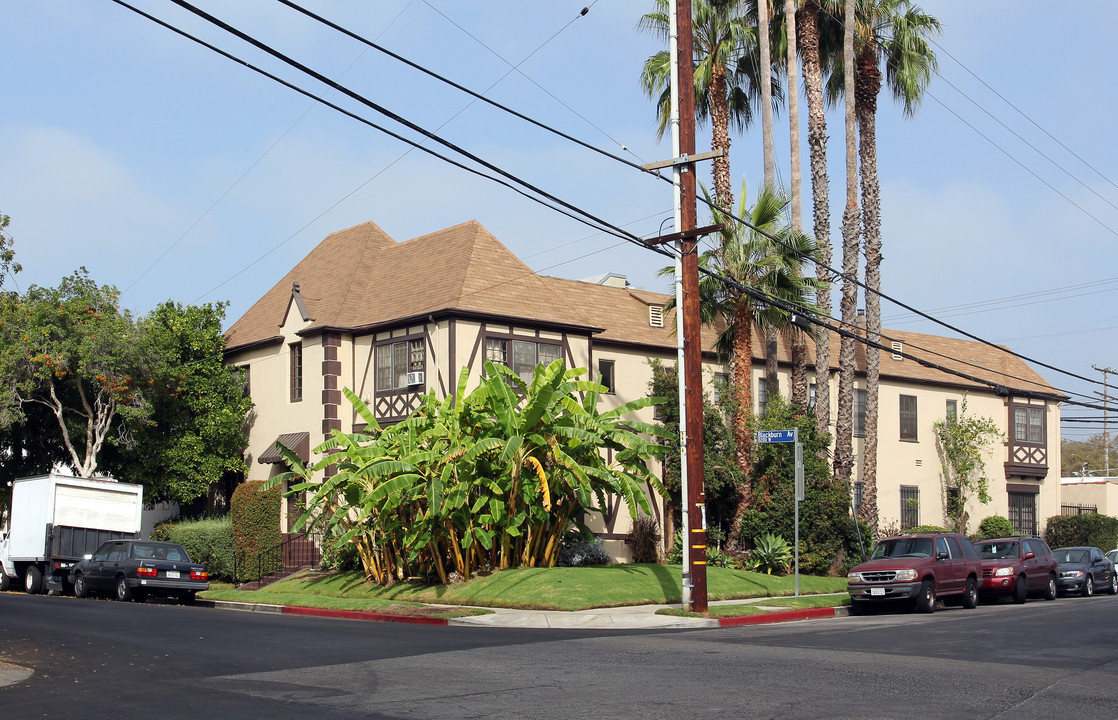 8203 Blackburn Ave in Los Angeles, CA - Building Photo