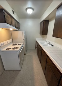 3112 Denver Ave, Unit 8 photo'