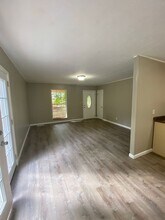 1901 Valley View Dr in Morristown, TN - Building Photo - Building Photo