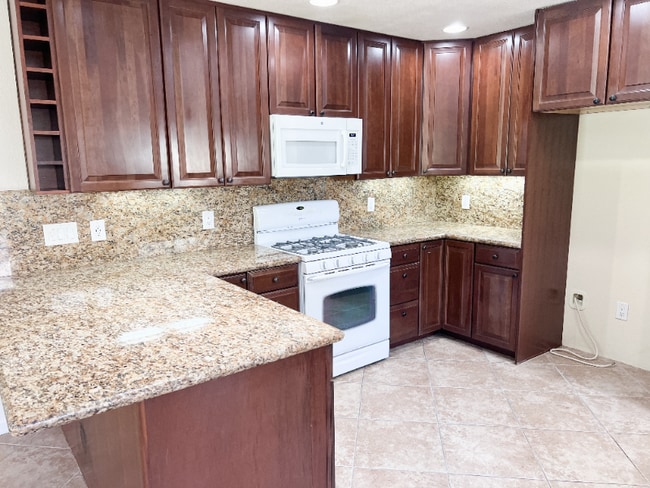 property at 77215 Minnesota Ave