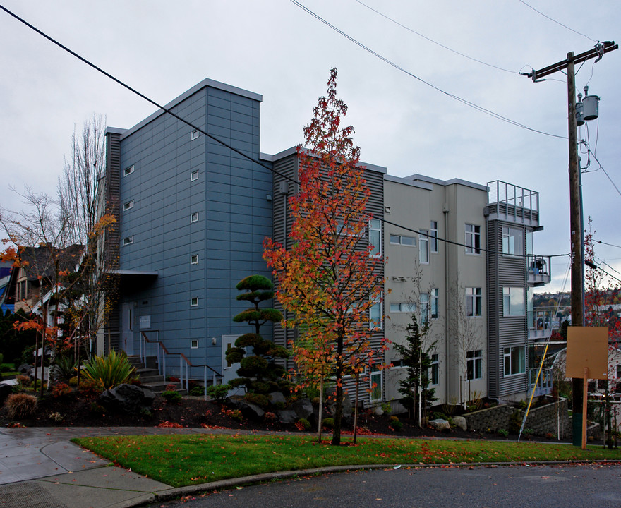 2731 Boylston Ave E in Seattle, WA - Building Photo