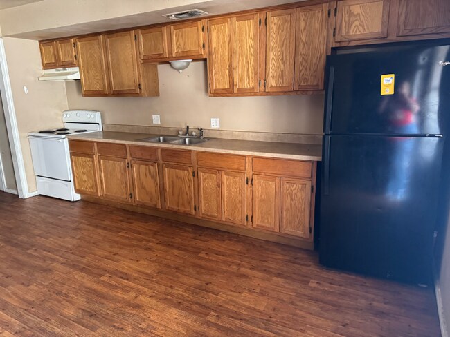 750 Bonham St in Paris, TX - Building Photo - Building Photo