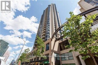 1528-1500 DORIS Ave in Toronto, ON - Building Photo - Building Photo