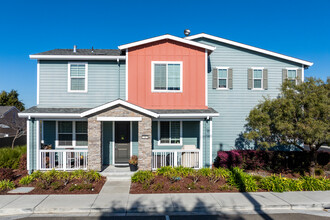 The Bungalows in San Lorenzo, CA - Building Photo - Building Photo