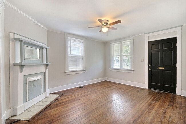 property at 811 E 34th St