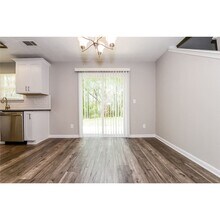 4247 Chestnut Lake Ave in Stonecrest, GA - Building Photo - Building Photo